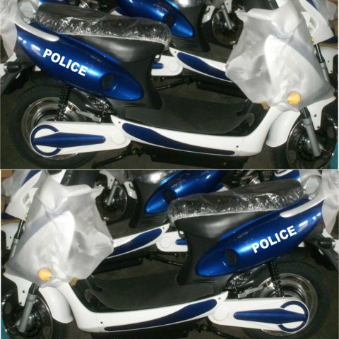 72nksnp6POlice_scooterjpg